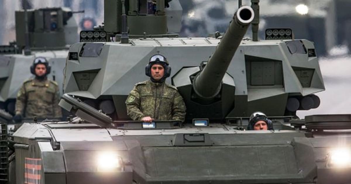 Russian T-14 Tanks Get Anti-Tank Missile With 7-Mile Range