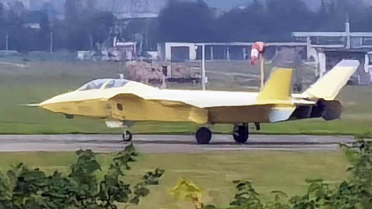 China Unveils 2-Seat Stealth J-20 - Does it Matter?