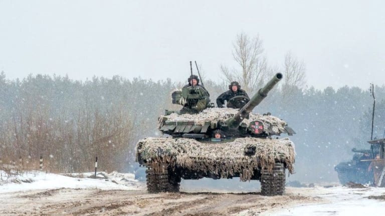 Russia Builds Up to 150,000 Troops on Ukraine Border, Invasion Looks Imminent