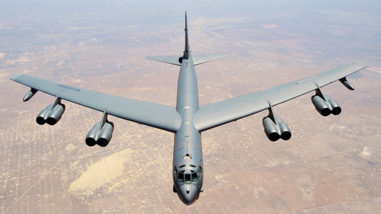Modernized B-52 Bomber & B-21 Fighter Jets Primed to Lead US Air Force Fleet in the Future