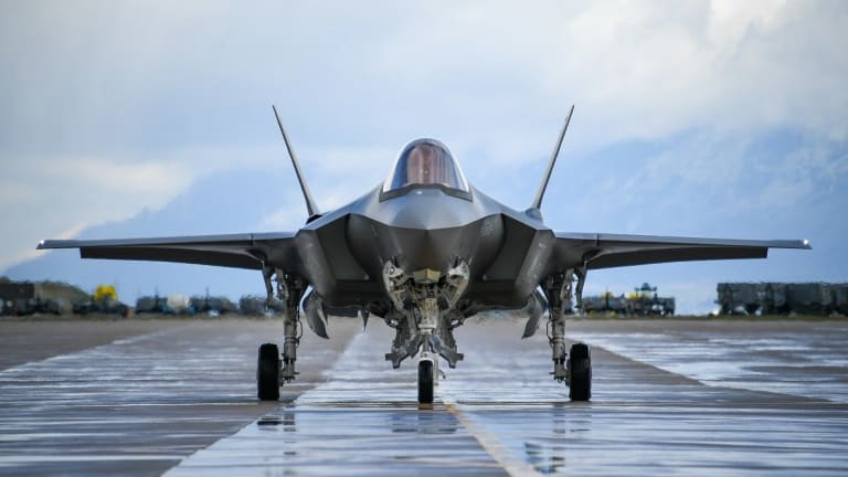 When Will The F-22 and F-35 Fire Lasers? 