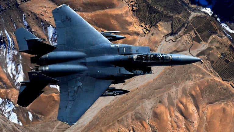 Air War: America's Strike Eagle vs. Super Hornet 