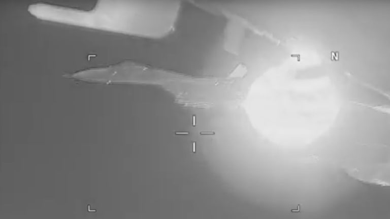 Russian Su-27 Captured Blasting Afterburners in Dangerous Intercept of US Plane