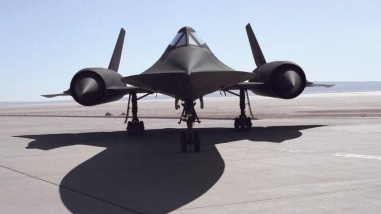 Why No one has been able to beat America's SR-71 in terms of speed.