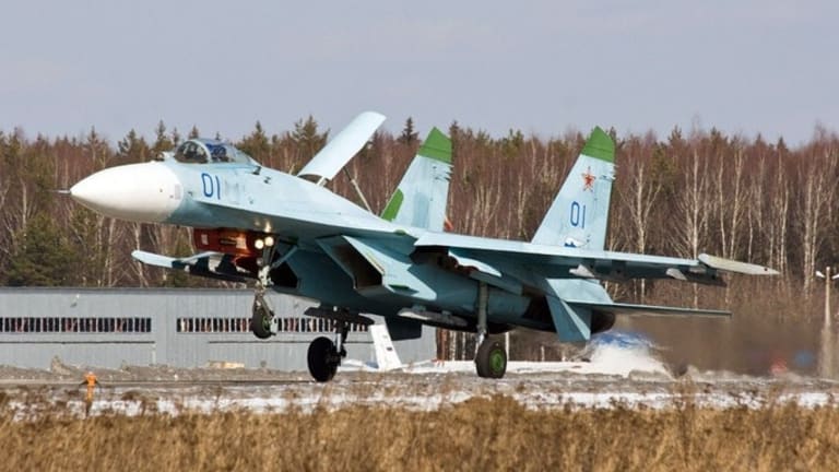 How Russia's Dangerous Su-27:Terrifies NATO