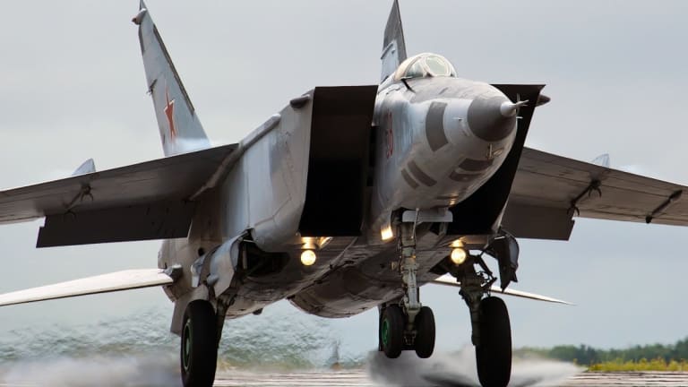 Russia's MiG-25s Flew So Fast They Destroyed Their Own Engines