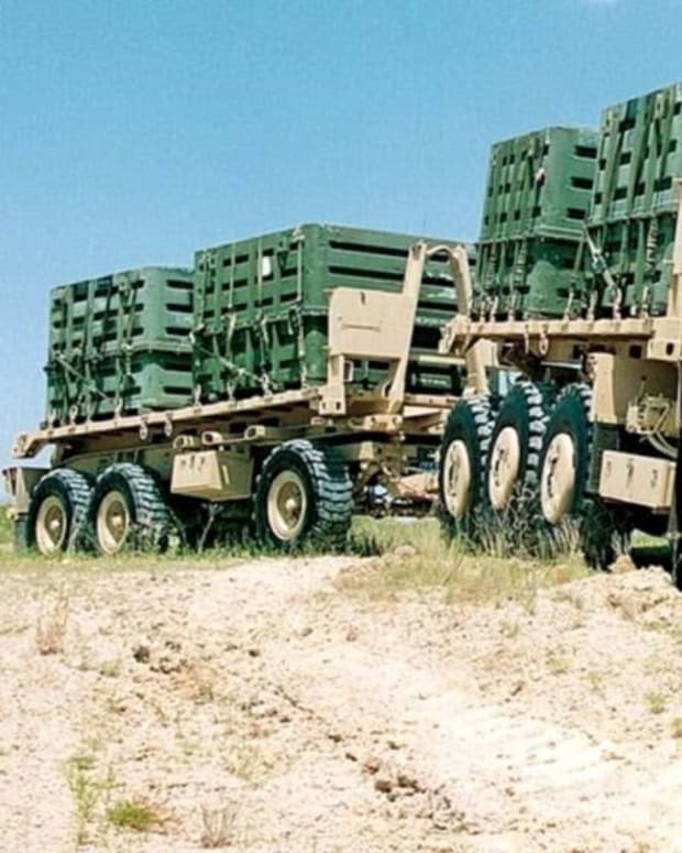 US-Army-convoy-resupply-vehicle-1024x576