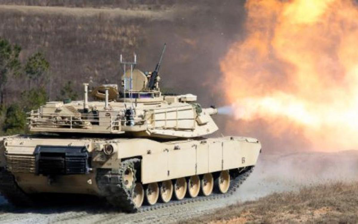 Army M1A2 Abrams tank integrating the FIRESTORM AI