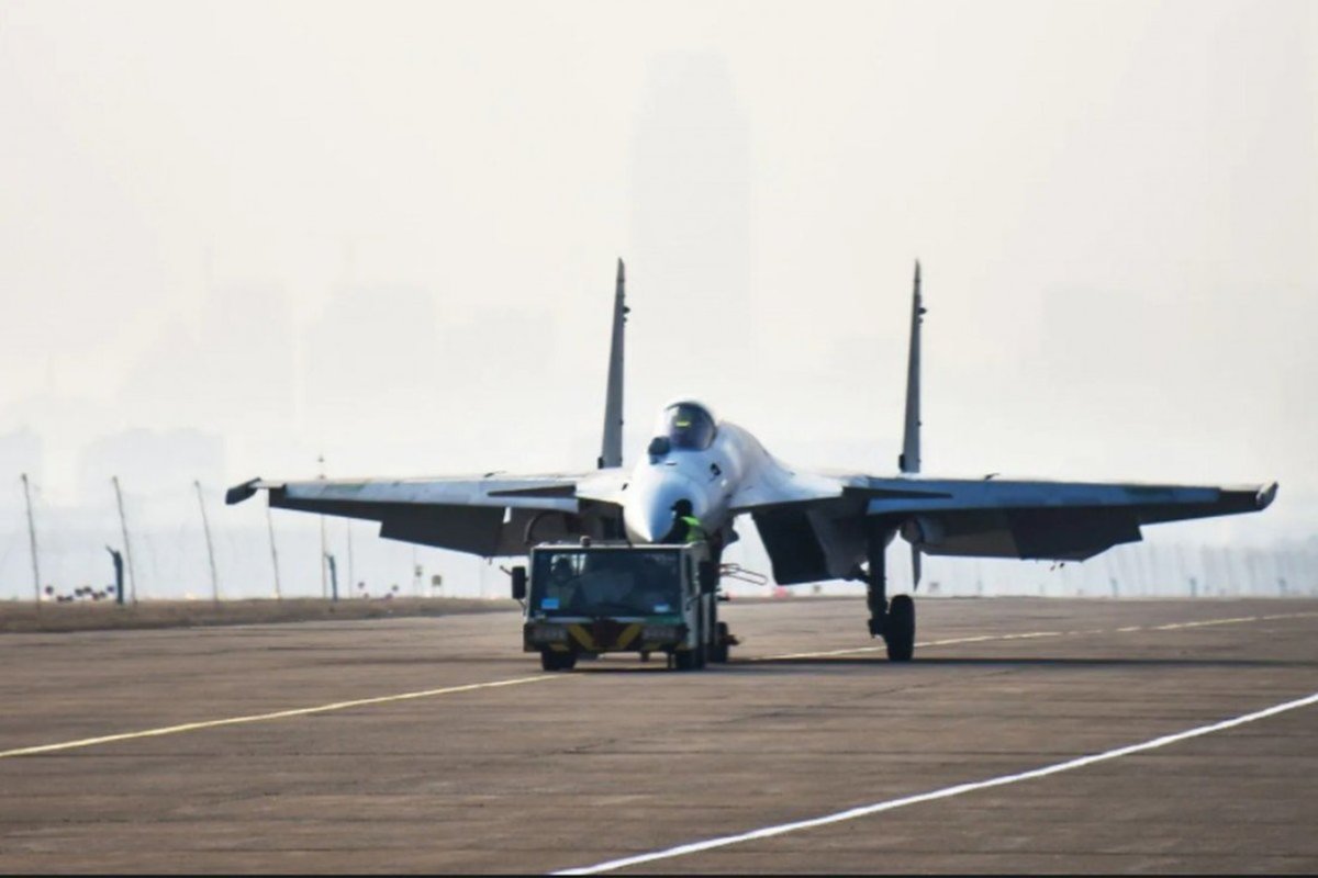 Shenyang J-15 “Flying Shark