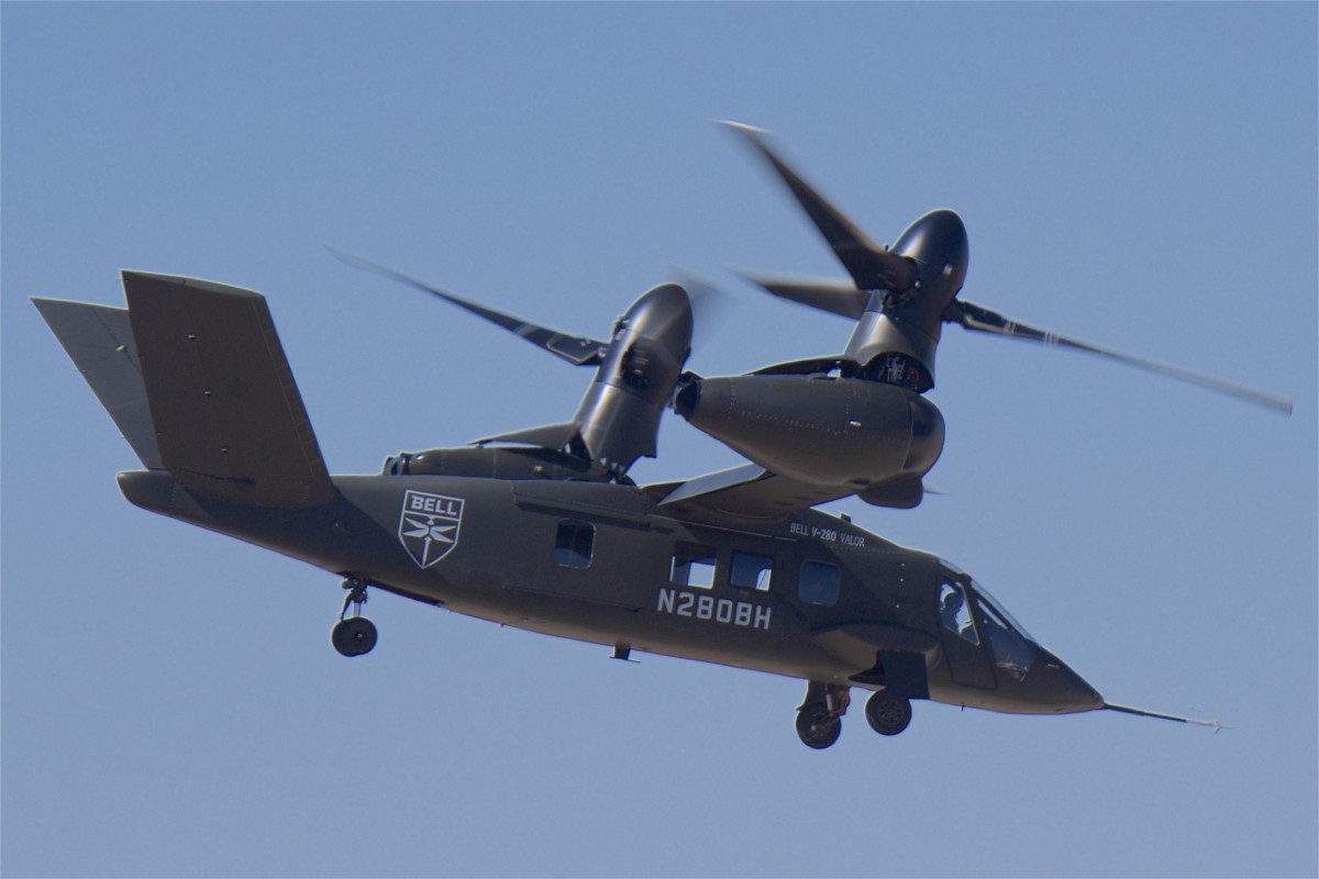 V-280 in flight with rotors tilted to hover configuration.