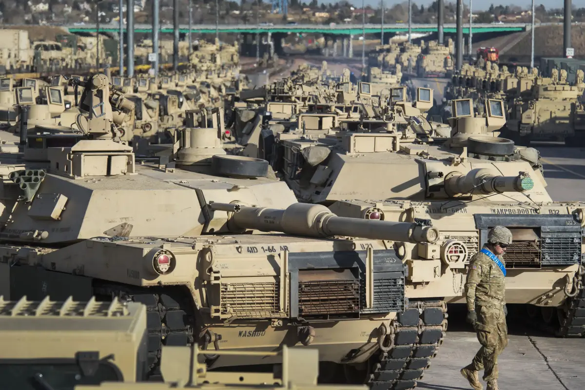 Russia Calls Arriving Abrams & Leopard 2 Tanks Suicide Mission - Warrior  Maven: Center For Military Modernization
