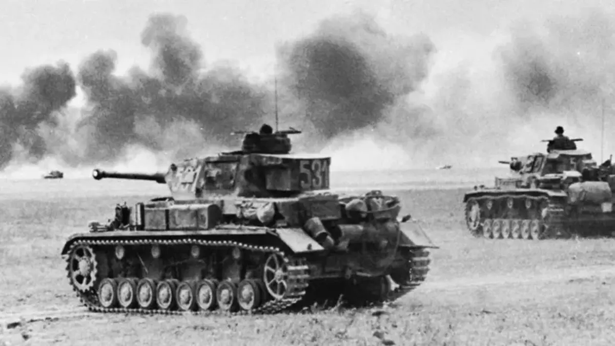 German Pz. IV (foreground) and Pz. III (background) tanks, 1942.