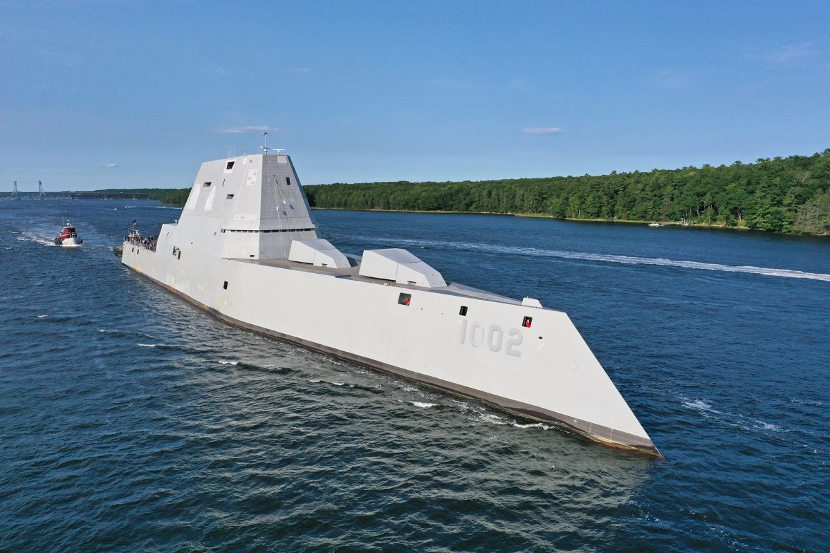 Stealthy Zumwalt To Be Armed With Hypersonics In 2025 Warrior Maven Center For Military