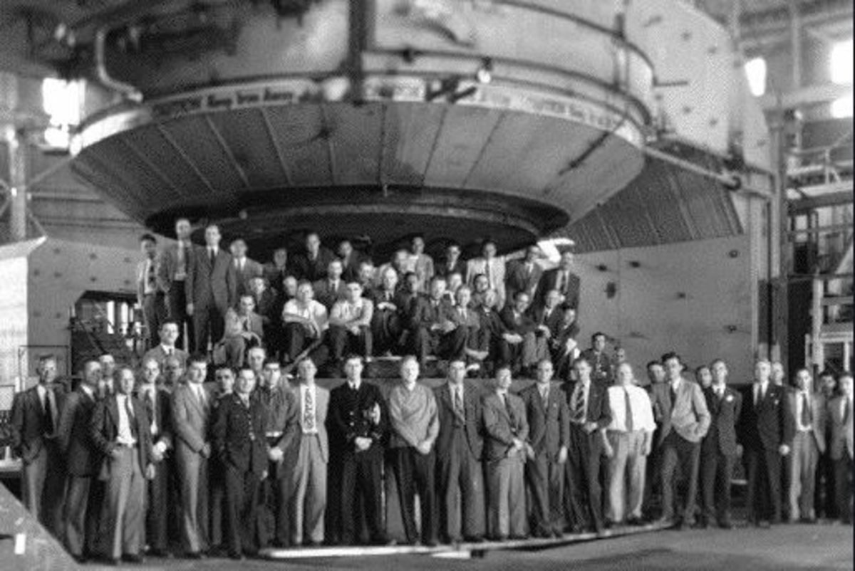 Military personnel and Scientists involved in the Manhattan Project