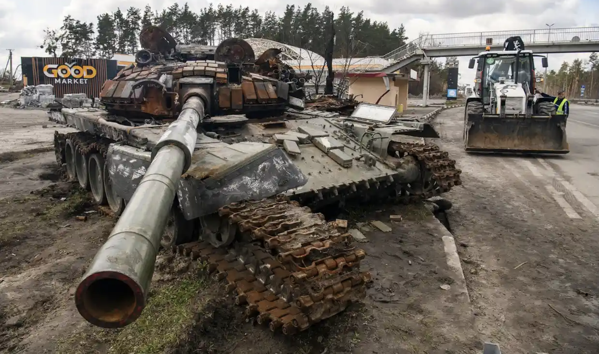 Destroyed Russian military machinery on the highway between Kyiv and Zhytomyr. Russia has been forced to abandon its attempt to capture Kyiv.